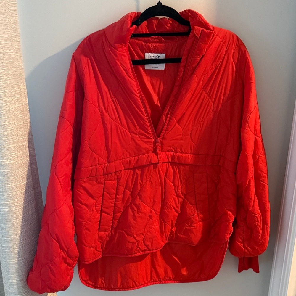 Old Navy Women's Bright Red Puffer Jacket